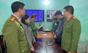 Giả phóng viên để lừa 'chạy án treo 'cho bị can