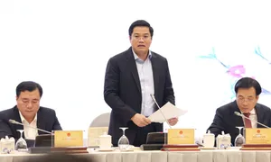 'Có cơ sở để kinh tế năm nay tăng trưởng 8%' 'Có cơ sở để kinh tế năm nay tăng trưởng 8%'