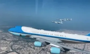 Biên đội 'F-15 mạnh nhất thế giới' hộ tống chuyên cơ chở ông Trump