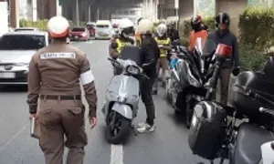 Thái Lan tăng 4 lần mức phạt không đội mũ bảo hiểm Thái Lan tăng 4 lần mức phạt không đội mũ bảo hiểm