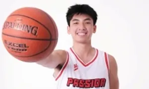 Nam sinh cao 1m82 là linh hồn tuyển bóng rổ chuyên Trần Đại Nghĩa Nam sinh cao 1m82 là linh hồn tuyển bóng rổ chuyên Trần Đại Nghĩa