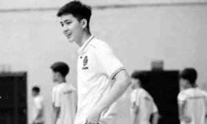 Cựu cầu thủ futsal TP HCM đột tử trên sân ở tuổi 25 Cựu cầu thủ futsal TP HCM đột tử trên sân ở tuổi 25