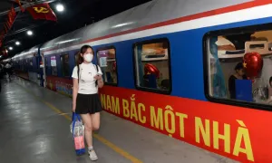 Khách chọn đi tàu hỏa để tiết kiệm 40% tiền vé máy bay Khách chọn đi tàu hỏa để tiết kiệm 40% tiền vé máy bay