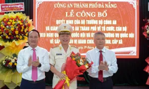 Thiếu tướng Nguyễn Hữu Hợp làm Giám đốc Công an Đà Nẵng Thiếu tướng Nguyễn Hữu Hợp làm Giám đốc Công an Đà Nẵng