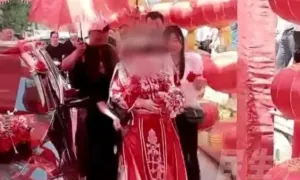 Bị lừa cưới vợ tâm thần Bị lừa cưới vợ tâm thần