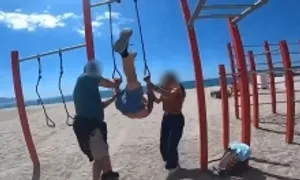 Kẻ hiếp dâm giả chết để chạy trốn, bại lộ vì 'cuồng tập gym'
