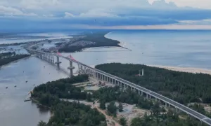 Cầu vượt cửa biển dài nhất miền Trung trước ngày thông xe Cầu vượt cửa biển dài nhất miền Trung trước ngày thông xe