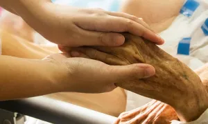 Vì sao số người tử vong do ung thư tăng báo động? Vì sao số người tử vong do ung thư tăng báo động?