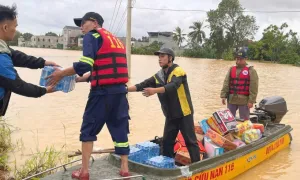 Người dân lập nhóm cứu trợ vùng lũ Thanh Hóa