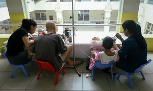 Nỗi sợ 'ngày thứ tư' của cậu bé 17 tuổi