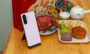 Galaxy A56 5G hỗ trợ người dùng học 'tài lẻ' với Gemini Live Galaxy A56 5G hỗ trợ người dùng học 'tài lẻ' với Gemini Live