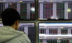 VN-Index mất 10 điểm trước ngày công bố nâng hạng thị trường VN-Index mất 10 điểm trước ngày công bố nâng hạng thị trường