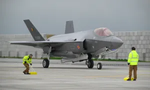 Bỉ nhận tiêm kích F-35 đầu tiên, mở đường cho F-16 đến Ukraine Bỉ nhận tiêm kích F-35 đầu tiên, mở đường cho F-16 đến Ukraine