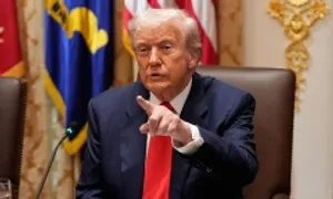 Ông Trump tuyên bố sẽ cưỡng chế giải giáp nếu Hamas không tự làm Ông Trump tuyên bố sẽ cưỡng chế giải giáp nếu Hamas không tự làm