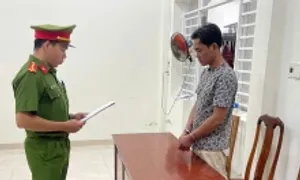 Người tạt xăng truy đuổi 'tình địch' ở Đà Nẵng bị bắt Người tạt xăng truy đuổi 'tình địch' ở Đà Nẵng bị bắt