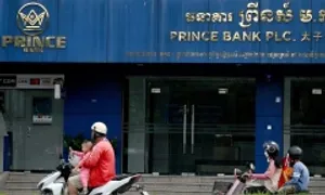 Người Campuchia tìm cách rút tiền khỏi ngân hàng của ông trùm Chen Zhi