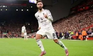 Bruno Fernandes: 'CĐV Liverpool giúp Man Utd thắng' Bruno Fernandes: 'CĐV Liverpool giúp Man Utd thắng'