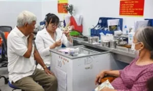 Người già thành phố đối mặt bệnh béo phì, tăng huyết áp