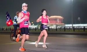 Những hình ảnh ấn tượng ở giải chạy đêm Hà Nội 2025